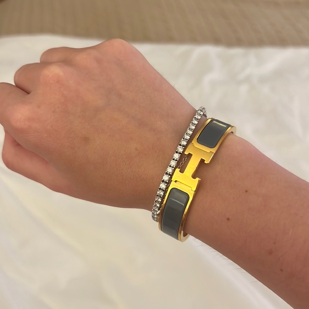 Hermes cliq H bracelet - authentic!